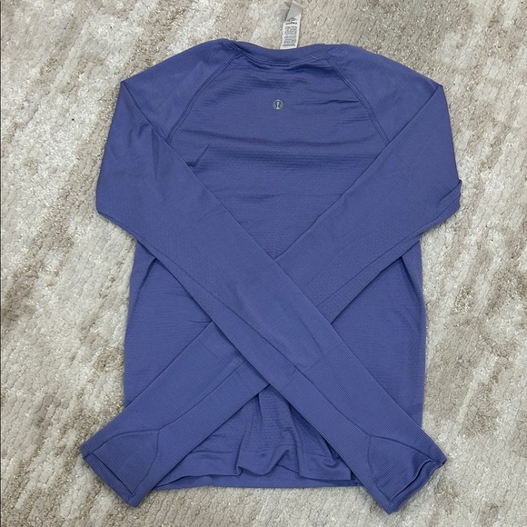 lululemon athletica Long Sleeve Top in Blue - Picture 3 of 3